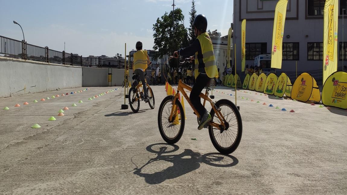 Sarı Bisiklet Hareketli Yaşam Etkinliği